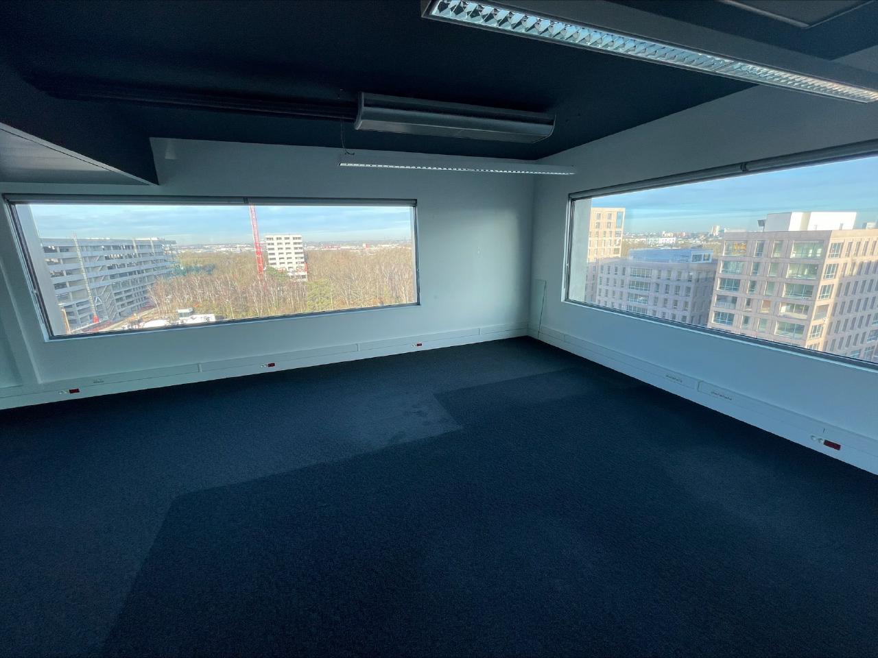 Bureau Saint-Jacques-de-la-Lande 2816m² Location bureau Saint-Jacques-de-la-Lande Ille-et-Vilaine OLBUR2119830 4